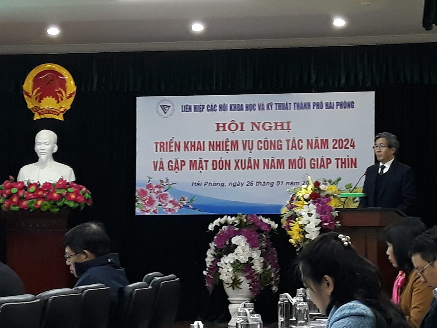 CLB Hải Phòng tham gia Hội nghi Tổng kêt công tác năm 2023 của LHHKHKTHP và triển khai công tác năm 2024.