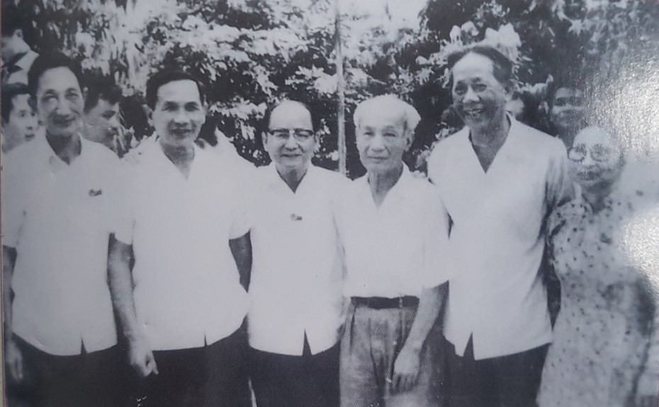 hoang mau voi phong trao cong nhan va to chuc cong doan hai phong 2