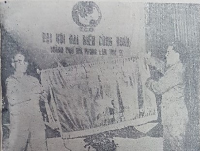 hoang mau voi phong trao cong nhan va to chuc cong doan hai phong 3