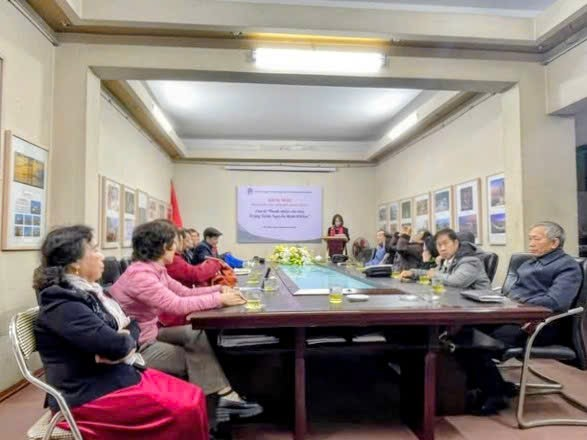 bai 2 trai sang tac 2